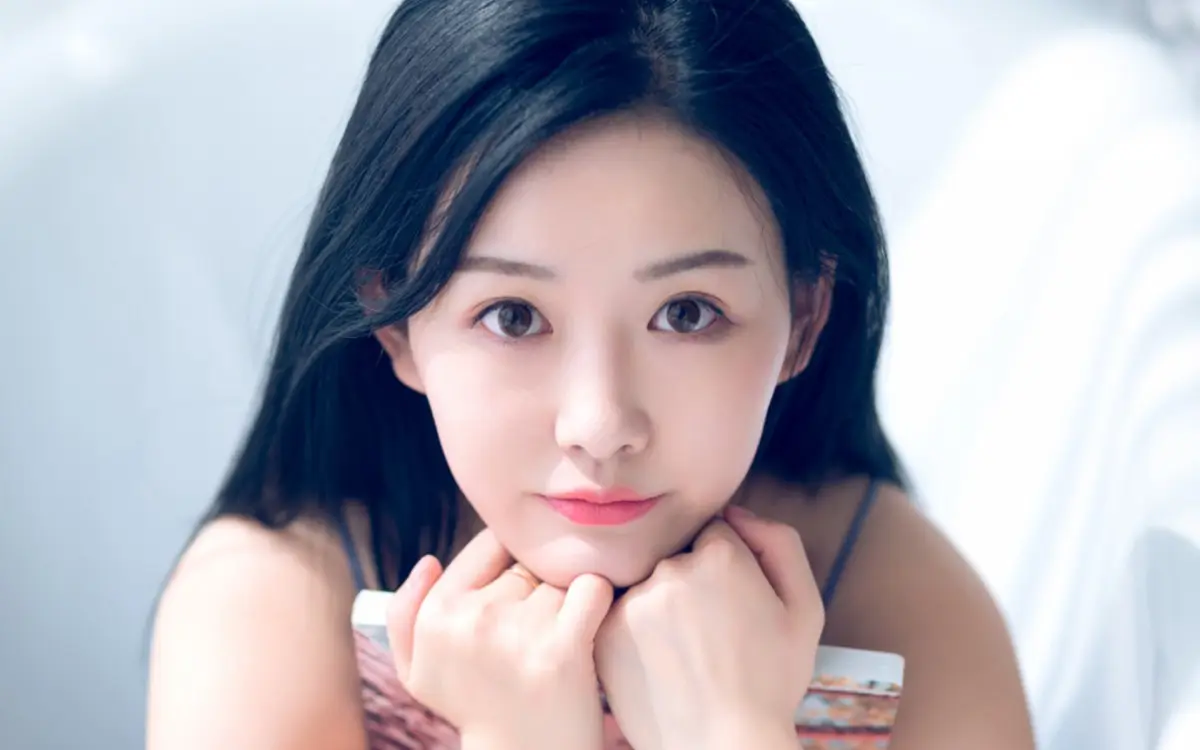 四平哈尔滨私人伴游燕子